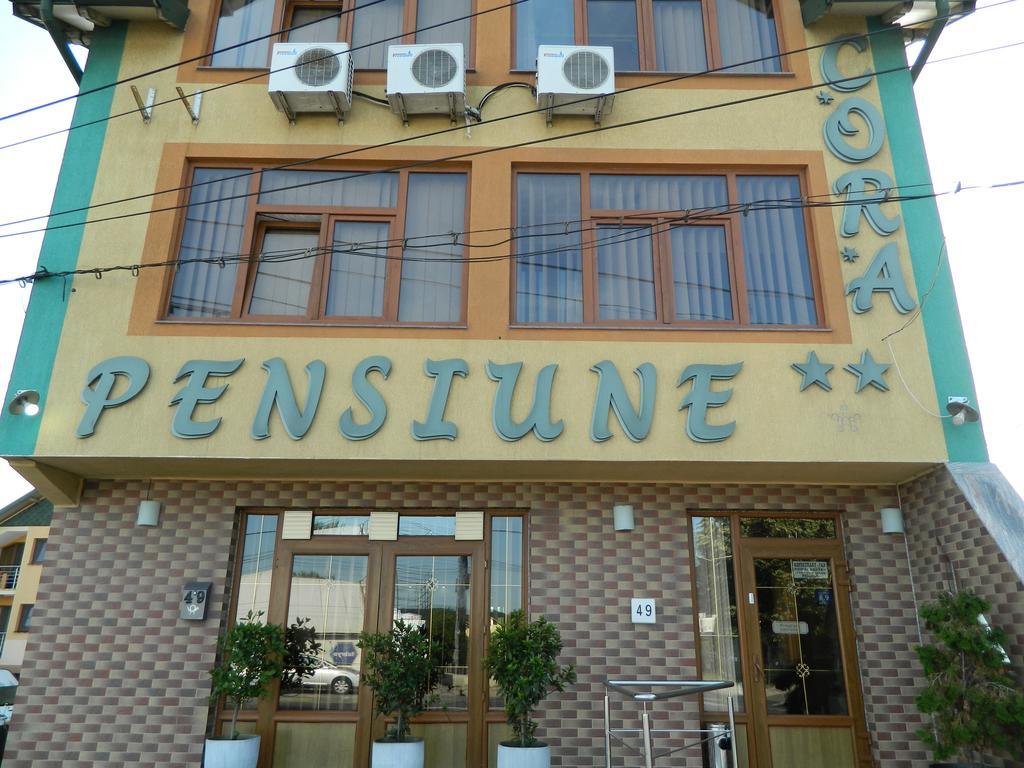 Pensiunea Cora Piteşti Exterior foto